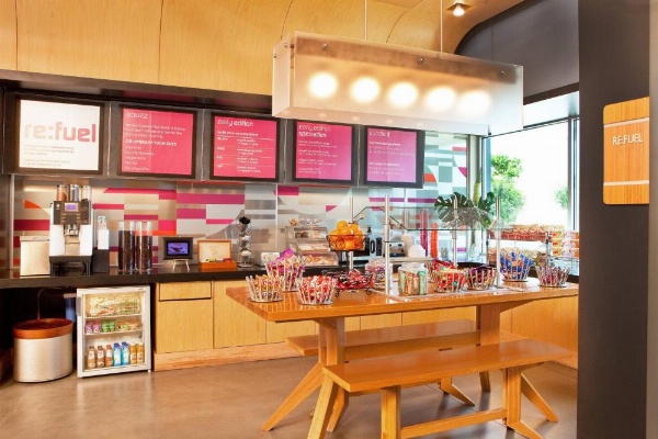 Aloft Ontario-Rancho Cucamonga image 12